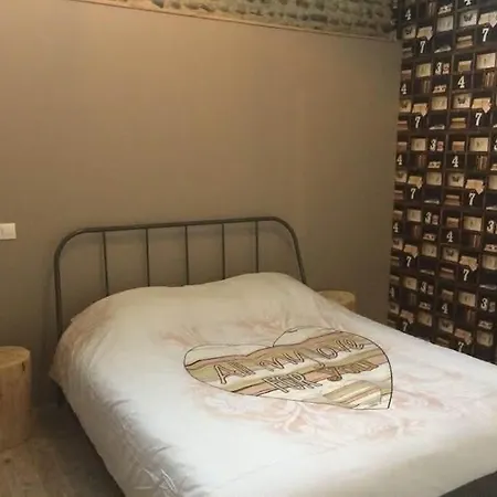 La Parenthese De Saint Esselin