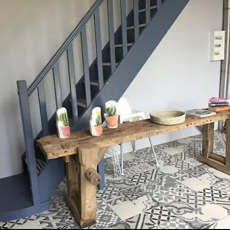 La Parenthese De Saint Esselin