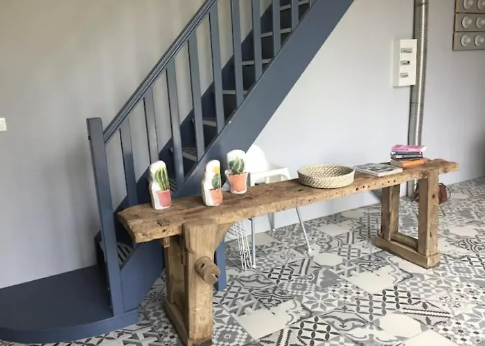 La Parenthese De Saint Esselin